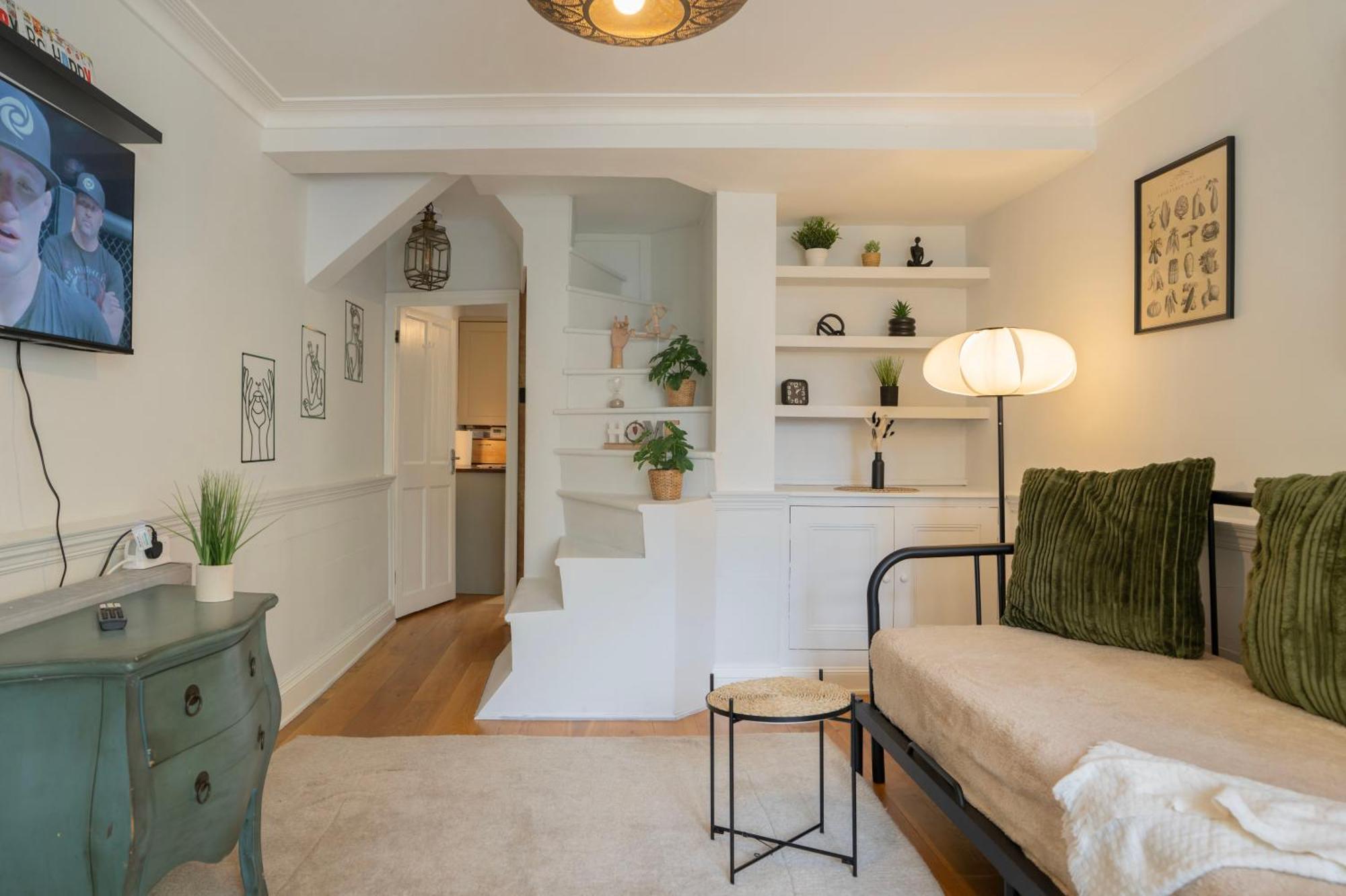 דירות לונדון Gorgeous 2Bed House In New Road מראה חיצוני תמונה